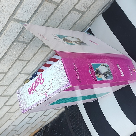 (1920's Flapper) Barbie/1995 - Picture 9 of 13